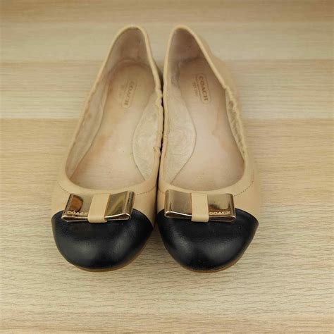 Coach Demi Natural Nude Black Leather Cap Toe Balle Gem