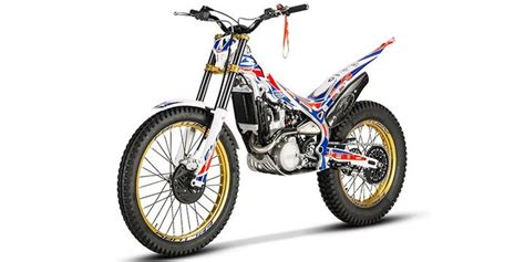 2019 Beta Evo Factory 300 4 Strokes Media