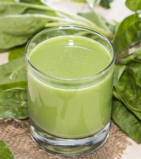 12 Mejores Beneficios Del Jugo De Espinacas Para La Piel El Cabello Y