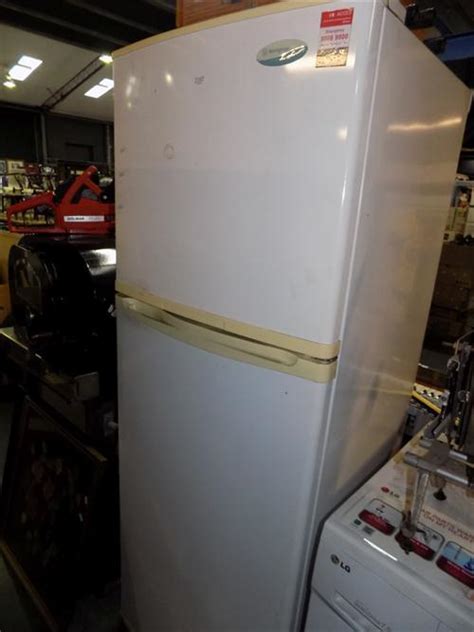 Lot Westinghouse Fridge Freezer