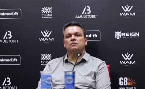 Vai Ficar Adson Batista Bate O Martelo Sobre Futuro De Jogador No