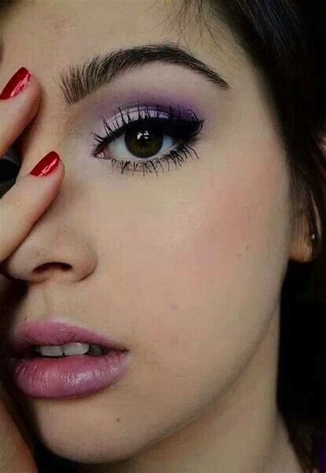 Best Makeup Tips for Brown Eyes: Highlight their Soulfulness