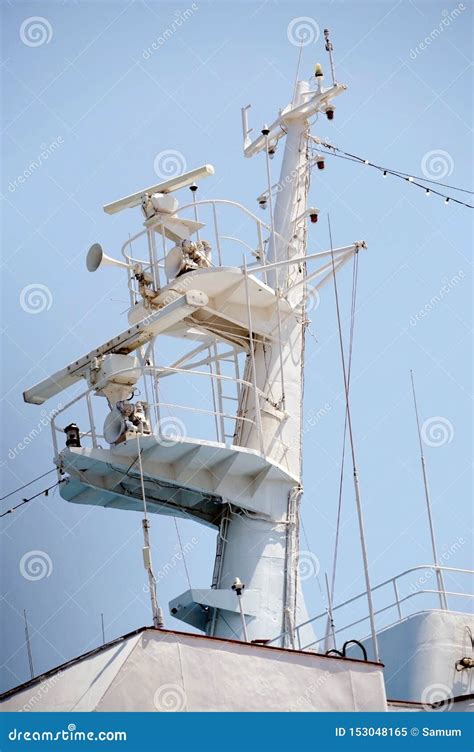 Navigation Lights on a Ship Stock Image - Image of ship, light: 153048165