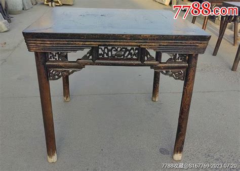 清代精品八仙桌，做工精细，雕刻精美，包浆浑厚，保存完好，品相一流正常使用。 价格3200元 Se95157364 木桌几案 零售