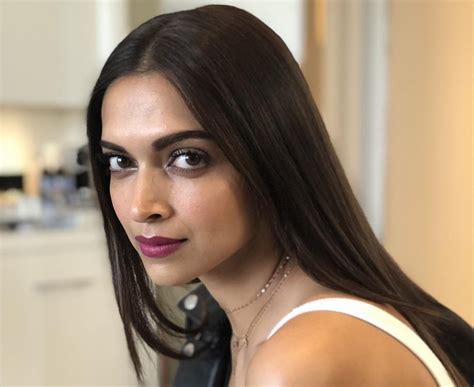 Deepika Padukones Glowing Skin Diet And Fitness Secrets Fabbon