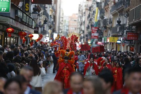 Cabalgata Del A O Nuevo Chino En Valencia Las Provincias