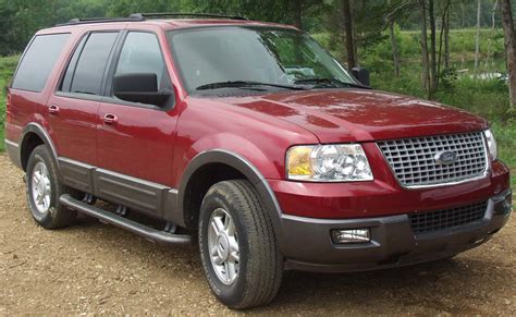 2005 Ford Expedition XLT 4x2 4-spd auto w/OD