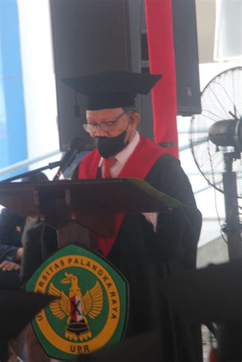 Wisuda Program Sarjana Dan Pascasarjana Universitas Palangka Raya