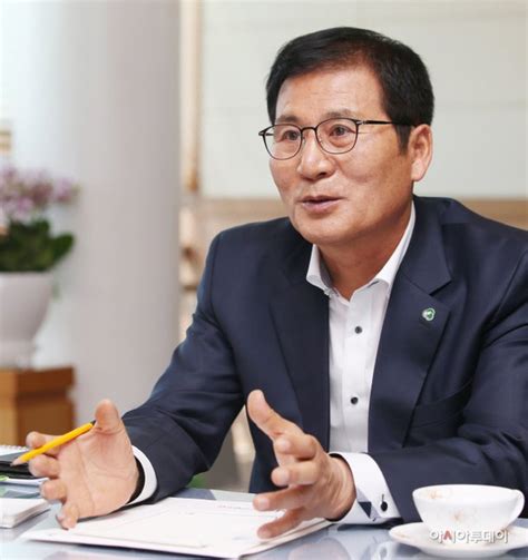 이상익 함평군수 2022년 군민과의 대화 추진오는 17일부터 23일까지 읍·면 순회 대화마당 진행 네이트 뉴스