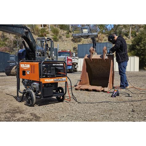 Vulcan® Outlaw™ 195 Engine Driven Stick Welder With 6500 Watt Predator® Generator Harbor