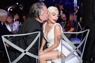 Lady Gaga Tornata Single Se Tre Indizi Non Fanno Una Prova