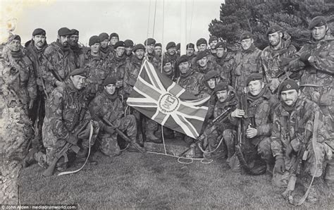 Heroism of Royal Marines who fought in Falklands attack | Daily Mail Online