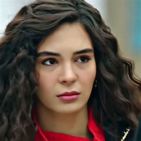 Wish I Touch Him Reyyan Ve Miran Hercai Turkishseries YouTube