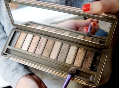 TUTO se maquiller avec la naked 2 multiples possibilités partie I