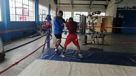 Mnqobi Mkhize With Sizwe Bhubes Mthembu At Ludonga Boxing Gym 🦁 Youtube