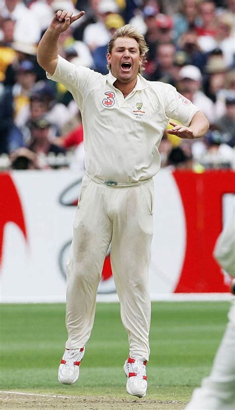 Shane Warne Celebrates His 700th Test Wicket