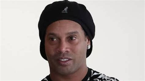 Ronaldinho visita obras do futuro estádio do Atlético MG Imaginando