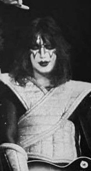 Pin By Cain On Kiss Ace Frehley Ace Hot Band