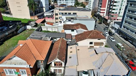 OLEILÕES IMÓVEL NA RUA DOUTOR FAIVRE CENTRO