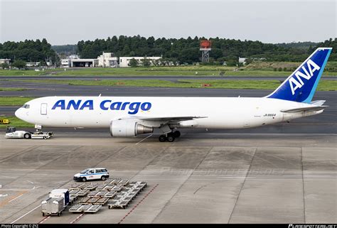 Ja Ana Cargo Boeing Er Bcf Photo By Zyz Id