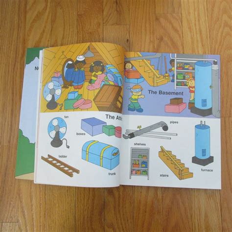 Fisher Price Word Book Color Picture Dictionary Ages 1997