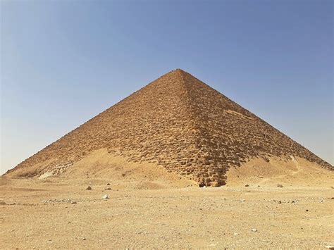 A Visit to the Dahshur Pyramid Complex - Paliparan