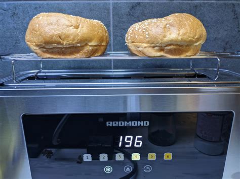 Обзор тостера Redmond T900 с одним длинным слотом