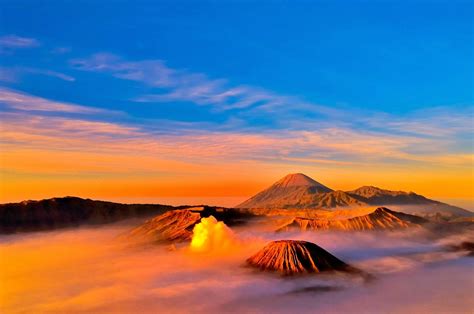Pemandangan Sunset Di Gunung Bromo Fajri First Grid Template