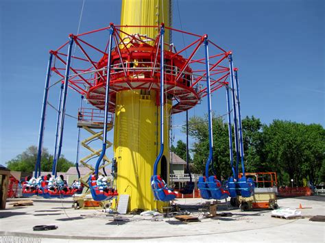 Adventureland in Iowa - A great Traditional Amusement Park - Park Journey