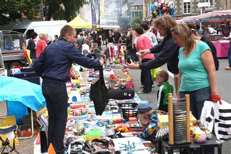 Vide greniers brocantes braderie quelle différence entre les