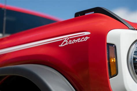 Whats Old Is New And Badass 2023 Ford Bronco Heritage Editions