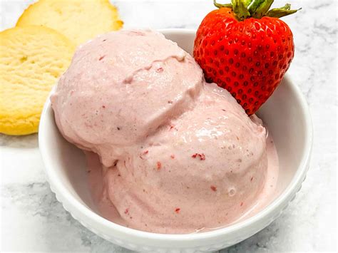 Ninja Creami Strawberry Cheesecake Ice Cream