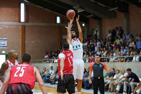 Basket Cinque In Doppia Cifra Nella Prima Vittoria Della Unahotels