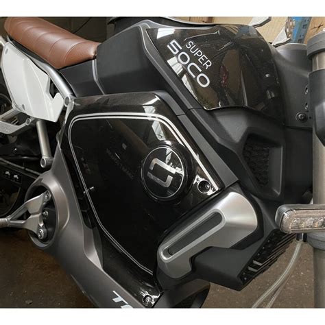Plastic cover upper right Super Soco TC black, 45,99