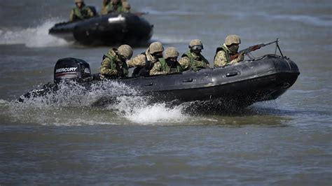 Nato Gelar Latihan Perang Dengan Pasukan Uji Kemampuan Tempur