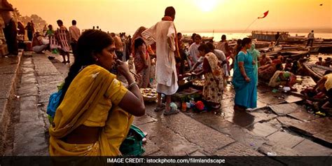 Thousands Gather To Clean-Up 15,000 Ghats Of Ganga | News