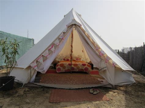 If you can't go glamping, looking at glamping pics is a close second ...