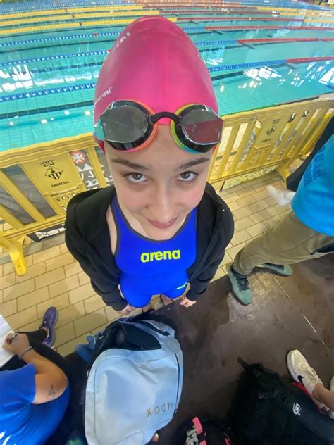 Pin De Faith Gibeau En Swim🤿🏊‍♀️ Fotografía De Natación Estilos De