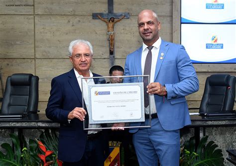 Em Solenidade Pedro Ivo Viana Moura Recebe T Tulo De Cidadania