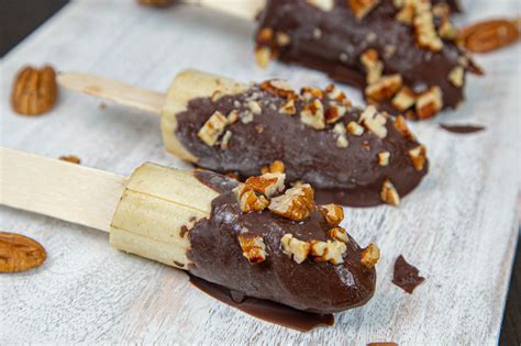 Chocolate And Pecan Dipped Frozen Banana Pops Nuthealth Org