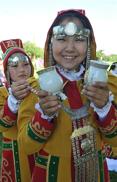 Yakut costume ~ Siberia, Russia | Global dress, Traditional outfits ...