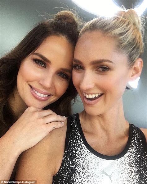 The Bachelors Keira Maguire And Model Jodi Anasta Flaunt Their Abs In