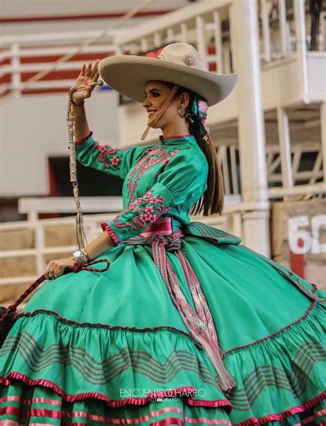 Traje Típico Mexicano Para Niña Escaramuza Vestuario Mexicano Vestidos