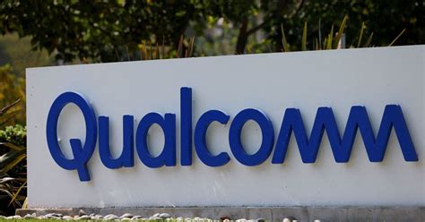 Qualcomm debe enfrentar demanda colectiva de accionistas por prácticas