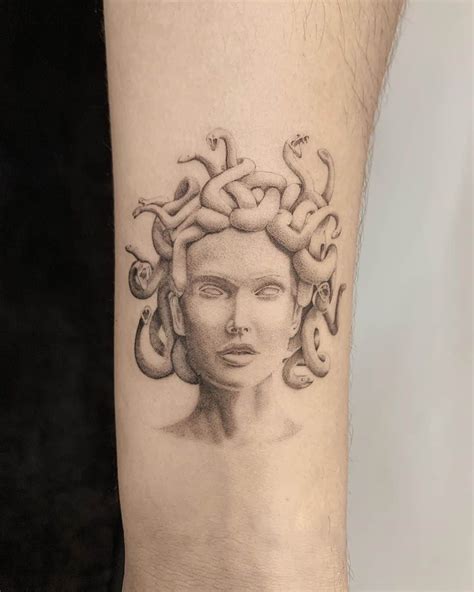 Medusa Tattoos Meanings Tattoo Designs And Artists