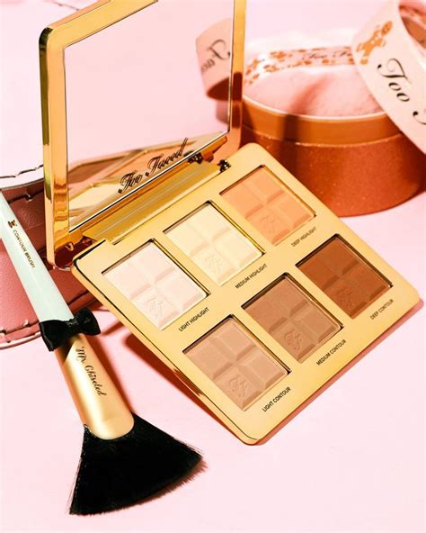 Too Faced CosmeticsはInstagramを利用しています Add dimension to your fall glam