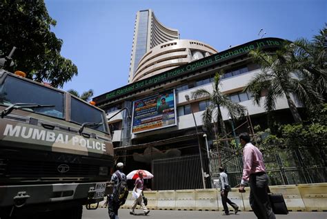 Bse Sensex Hits Life High Above 24 000 After Exit Polls Ibtimes India