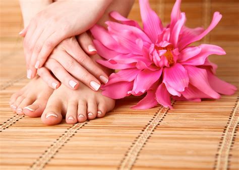 Is A Spa Mani Pedi Worth The Cost Bellezza