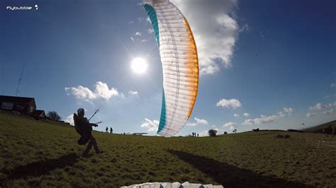 Advance PI 2 lightweight paraglider reviews - Flybubble