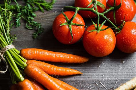 Carrots and Tomatoes Close Up Free Stock Photo | picjumbo